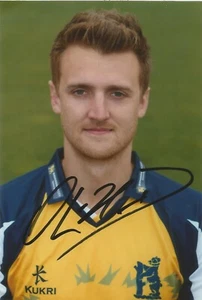 WARWICKSHIRE CRICKET: OLIVER HANNON-DALBY SIGNED 6x4 PORTRAIT PHOTO+COA - Picture 1 of 1