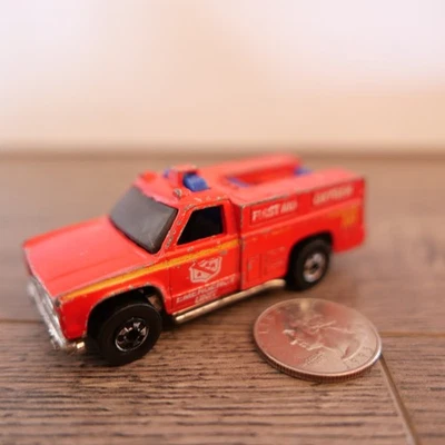 Hot Wheels Blackwall - Emergency Squad - Flying Colors - Red - Image 1 of 3