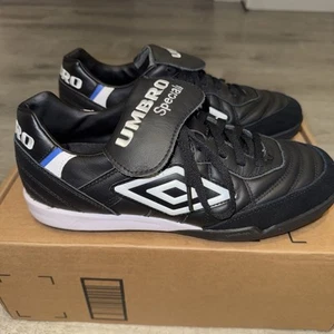 Umbro Men's Size 8.5 - Picture 1 of 6