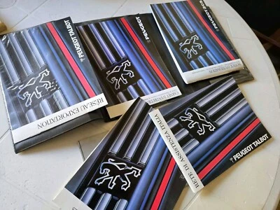 Vecchio Libretto manutenzione peugeot 205 con custodia. Peugeot talbot. - Immagine 1 di 4