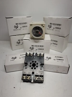 (5) Fuji Electric On Delay Relay Timer .05 Sec.-60min 8pin/ (2) Timer Sockets - Image 1 of 4