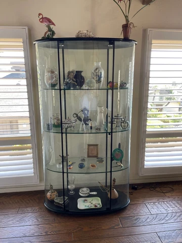 Curved Glass Curio Cabinet Display, 4 shelves 72"Hx48"Wx24"D Excellent Condition Cover