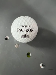 LOGO PALLINA DA GOLF-RARO TESTO ORIGINALE TEQUILA PATRON CON LOGO NERO PROV BALL!!️ - Foto 1 di 1