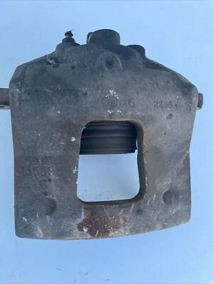 Pinza de freno del lado del pasajero delantero derecho Buick Rendezvous 2002-2007 OEM 201066 Foto 1 de 4