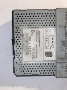MACK RADIO AM/FM/CD OEM #: 28261017. USED - Picture 1 of 9
