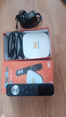 H96Max M2 8K Smart TV Box Android 13 RK3528 1000M WIFI6 DDR4 Set Top Box 4G+64G - Immagine 1 di 3