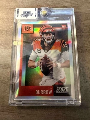 JOE BURROW 2020 SCORE HOLO ROOKIE #441 BENGALS - Image 1 of 2