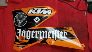 KTM 525 EXC 2005 LEFT AND RIGHT SPOILER TANK SHROUDS 5480805400004 - Picture 1 of 8