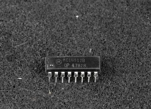 Motorola MC14512CP Selector de datos de 8 canales Multiplexor de 8 bits DIP-16 14512 - Imagen 1 de 2