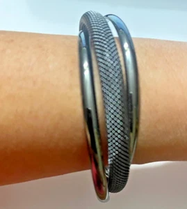 Lia sophia Hematite meshed twisting cuff bracelet. - Picture 1 of 8