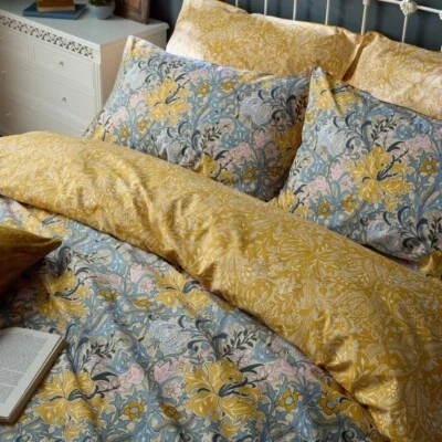 William Morris Golden Lily Cotton Duvet Cover and Pillowcase Set - KING SIZE