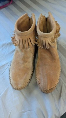 Minnetonka Womens Moccasins Sz 5 Suede Back Zip Concho Fringe Ankle Boots Brown - Image 1 of 4
