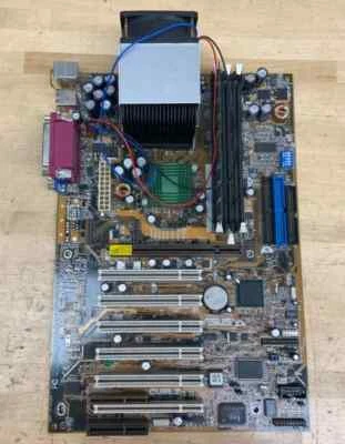 Asus CUSL2-C Socket 370 con CPU Intel Pentium III Malay y 128 Mb RAM Foto 1 de 4