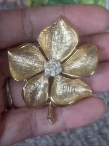 Allison Reed Pin Brooch Rhinestone Gold Flower Vintage Jewelry midcentury - Picture 1 of 4