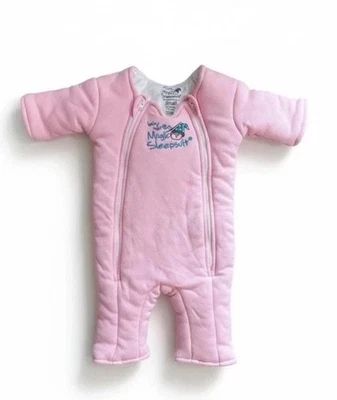 Pijama Baby Merlin Magic Rosa Talla Pequeña (3-6 meses) Doble Cremallera Foto 1 de 3
