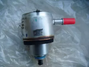 regolatore pressione carburante plymouth 3.5 H O prowler 2002 originale chrysler 04546679 - Foto 1 di 1