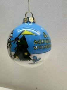 Go Michigan Wolverines NCAA Round Bulb Christmas In July Ornament Snowman A2 - Picture 1 of 8