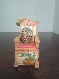 Hermitage Keramik Schaukelstuhl Aufbewahrungsbox - Bild 1 von 11