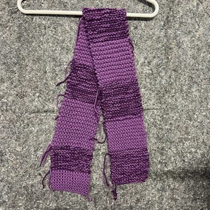 Handarbeit Garn Strick Schal Damen lila warm bequem Winter Norm Kern Streetwear - Bild 1 von 5