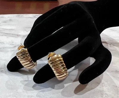 BULGARI Tubogas 18K YG Earrings - Image 1 of 4