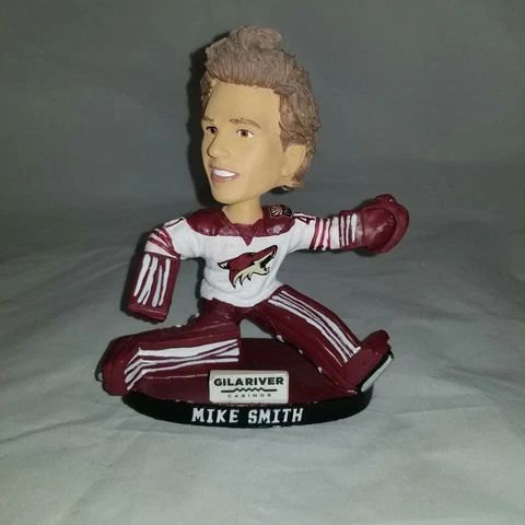 2013 NHL Arizona Phoenix Coyotes Mike Smith Bobblehead SGA No Hockey Stick Cover