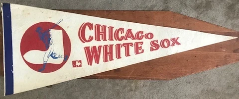 MLB BASEBALL PENNANT (CHICAGO WHITE SOX) VINTAGE 1969- FULL SIZE FELT FLAG Cover