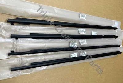 Toyota Land Cruiser Prado 150 Series 2010-2020 conjunto de moldura de cinto de porta genuíno fabricante de equipamento original - Imagem 1 de 4