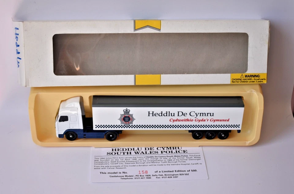1/:76 'OO' GAUGE  LLEDO PROMOVERS VOLVO FH12 SOUTH WALES POLICE HEDLU - Image 1 of 1