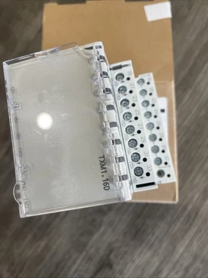  Módulo de saída digital Siemens TXM1.6R 24V - sem QUALQUER ACCS. - Imagem 1 de 4