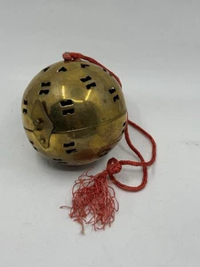 Vintage Silverplate Friendship Pomander Potpourri Ball  Ornament  Hinged Hearts - Picture 1 of 4