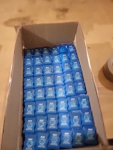 144 oral-b filo interdentale satinato come nuovo 5,5 iarde ea case campionatore dentale - Foto 1 di 3