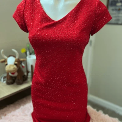 Red dress - Image 1 of 4