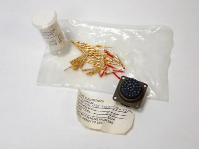 ITT CANNON MS3122E18-32PW CIRCULAR MIL SPEC AIRCRAFT CONNECTOR BOX MOUNT, NOS! - Image 1 of 4