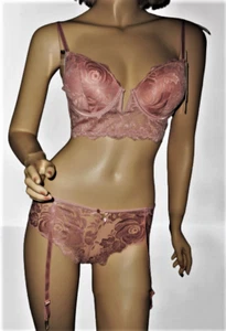 Daisy Fuentes Longline Push-up Bra/Cheeky Panty Set with Garter Straps - Picture 1 of 4
