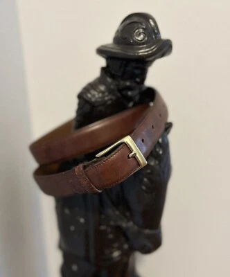 Cinturón de cuero marrón Van Heusen para hombre talla 46. Usado. Foto 1 de 4