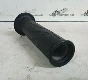 Yamaha MT09 mt-09 Tracer 2018 2019 right throttle twist grip 5JW2624000 - Picture 1 of 5