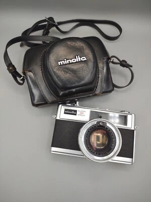 Vintage Minolta Hi-Matic 11 Super 3 Circuit 35mm Film Rangefinder Camera W/Case - Image 1 of 4