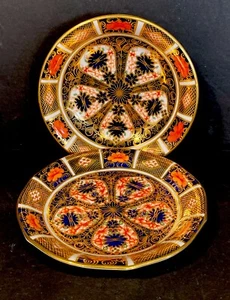  Two Vintage Royal Crown Derby China Saucers Imary #1128 England - Picture 1 of 8