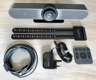 Logitech Meetup 4K Conference Camera con telecomando, staffa TV, alimentatore, cavo USB Logi - Immagine 1 di 4