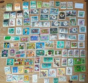 S19-LOTE 100 SELLOS FUTBOL TEMÁTICOS,MUNDIALES,BONITOS SELLOS CONMEMORATIVOS.  E - Picture 1 of 1