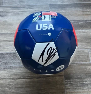 * TIM WEAH * signed soccer ball * USMNT * USA * 2022 FIFA WORLD CUP QATAR * - Picture 1 of 3