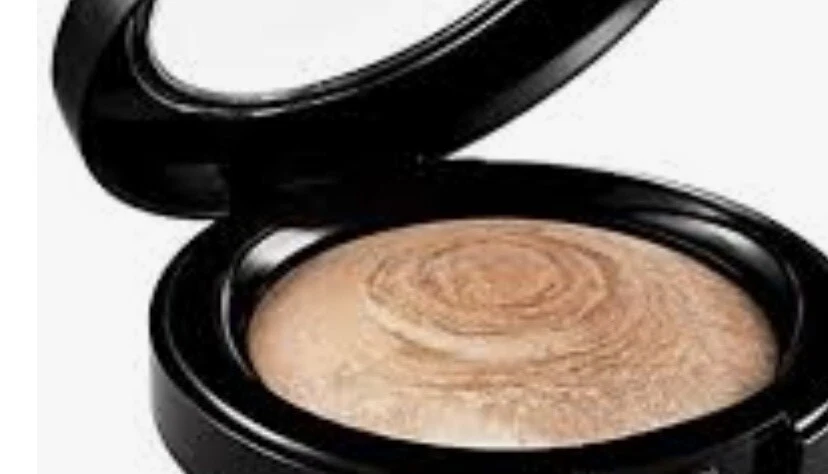 PÓ DE ACABAMENTO COZIDO - BRILHO ACETINADO MARBELIZADO/HILITER SUTIL - DA MUA!!! - Imagem 1 de 1