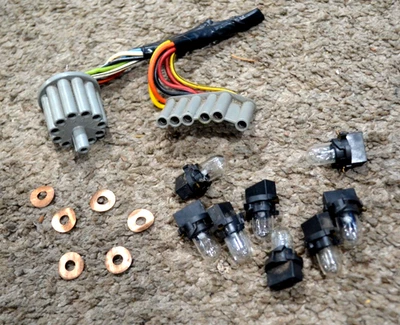 1981-1989 Dodge RAM RAMCHARGER D150 INSTRUMENT CLUSTER WIRING HARNESSES BULBS Foto 1 de 4