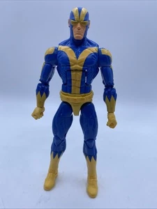 Marvel Legends GOLIATH Hank Pym Blue/Yellow Suit 6" Figure (SDCC Exclusive) - Picture 1 of 6