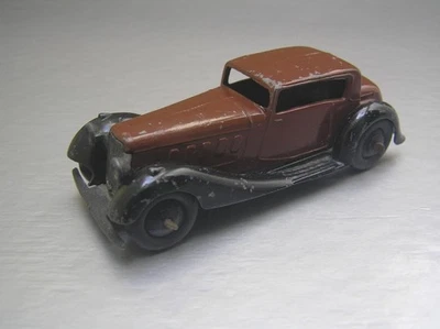 Dinky Toys 36C Humber Vogue made in England rare dark brown VG Condition - Image 1 of 4