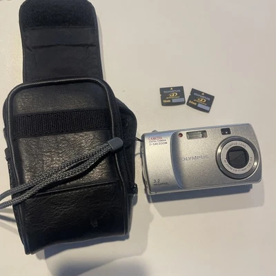 Cámara digital Olympus Camedia D-540 zoom 3,2 MP plateada probada Foto 1 de 4