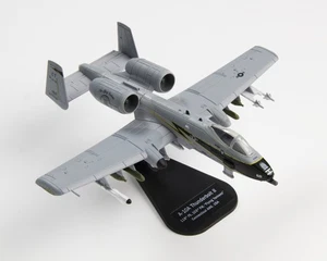 Aircrafts Combat A-10A Thunderbolt II 1/100 Italeri Fabbri - Picture 1 of 1