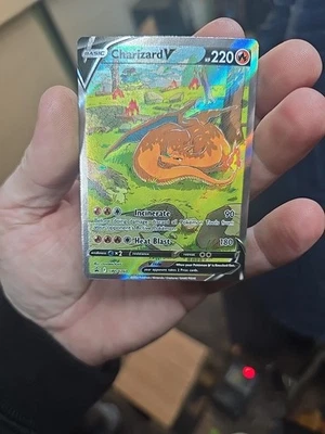 Charizard V SWSH260 SWSH: Sword & Shield Promo Cards Holo - Image 1 of 2
