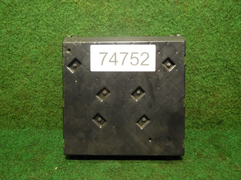 Centralina BCM 6R7937087P Skoda Fabia II (542) 1.4i 63kW 86cv anno 2014 - Immagine 1 di 3