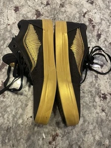 VANS Harry Potter Old Skool (Golden Snitch) Kids Size 3.5 Sneakers Shoes Teen - Picture 1 of 8